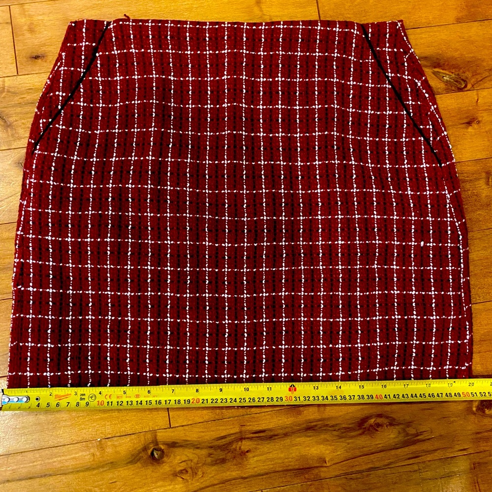 NWT Burgundy plaid Joe Fresh skirt